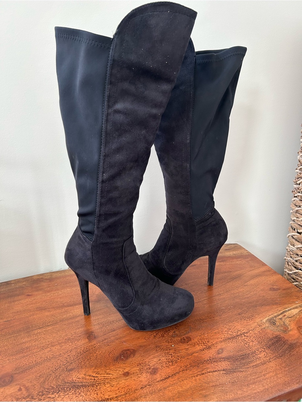 Madeline Girl EUC ladies boots